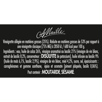 Texte présentant la composition de la vinaigrette légère Maille au basilic avec pointe de miel. Le visuel indique une réduction de 53 % de matières grasses par rapport à une vinaigrette classique. La recette contient notamment de l’eau, de l’huile de colza (26 %), du vinaigre aromatisé au basilic (21 %), de l’huile infusée au basilic (9 %), du miel (4,2 %), du sucre, du sel et des épices. Les allergènes potentiels mentionnés sont la moutarde et le sésame, ainsi que les sulfites utilisés comme conservateurs.