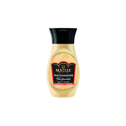 Mayonnaise Maille Fins Gourmets à la moutarde à l’ancienne présentée dans un flacon souple avec bouchon noir. La mayonnaise onctueuse de couleur crème est parsemée de grains de moutarde visibles. Le produit est détouré sur fond transparent, mettant en valeur le packaging noir, rouge et or emblématique de Maille.